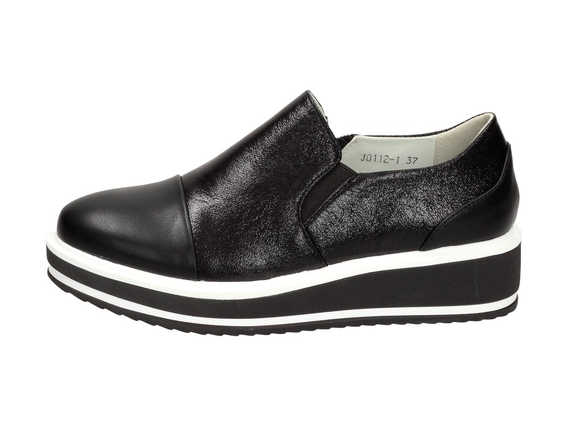 Czarne buty damskie na platformie J.STAR 112