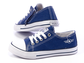 -50% Markowe granatowe trampki McArthur IT01k