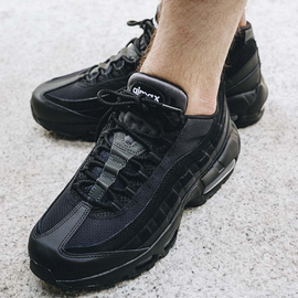 Nike Air Max 95 Essential (AT9865-001)