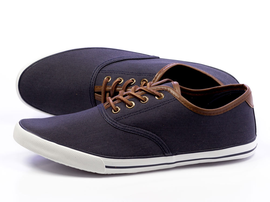 -30% Markowe trampki granatowe McArthur IT10