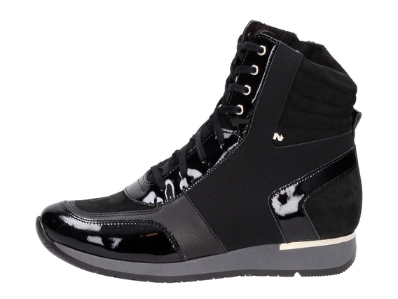 OSTATNIA PARA POLSKIE Botki, sneakersy NIK 395
