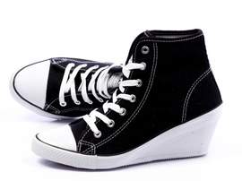 -50%Trampki na koturnie czarne McArthur IT03