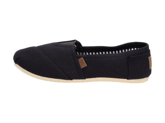 Czarne tenisówki damskie WISHOT 064 SLIP ON