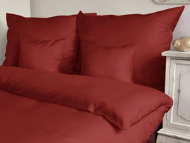 Poszewka satynowa Sophia bordo 50x60