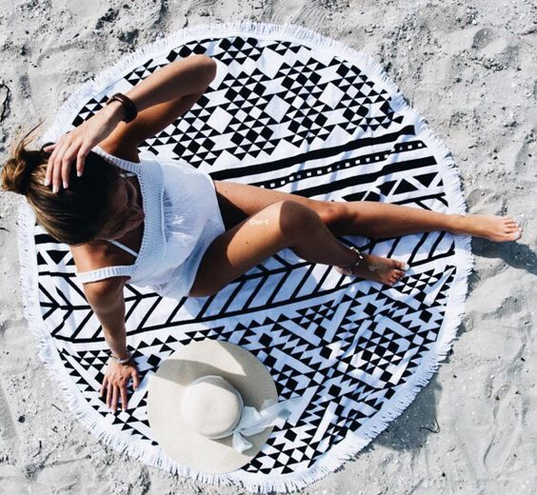 Ręcznik plażowy okrągły BOHO MANDALA BLACK AND WHITE REC3