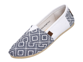 Białe Tomsy buty damskie McKeylor 7921 SLIP ON