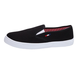 Czarne tenisówki, buty damskie WISHOT 32-099
